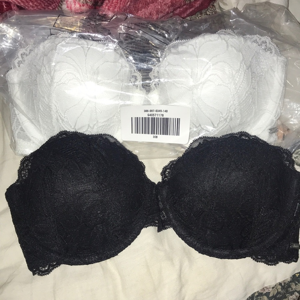 Gilly Hicks strapless bras